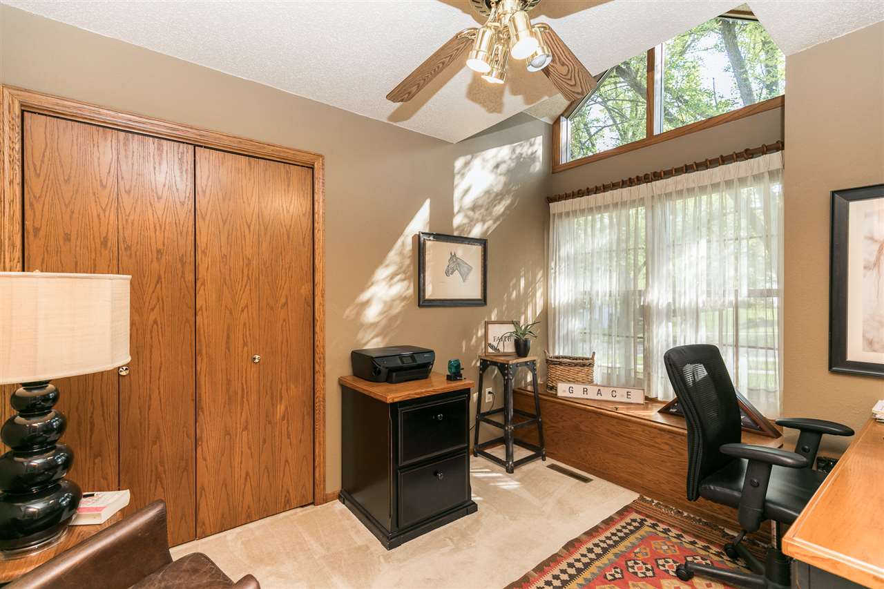 3713 Coppermill Road Northeast Cedar Rapids, IA 52402 - Photo 23 of 47 Gallery Image 23