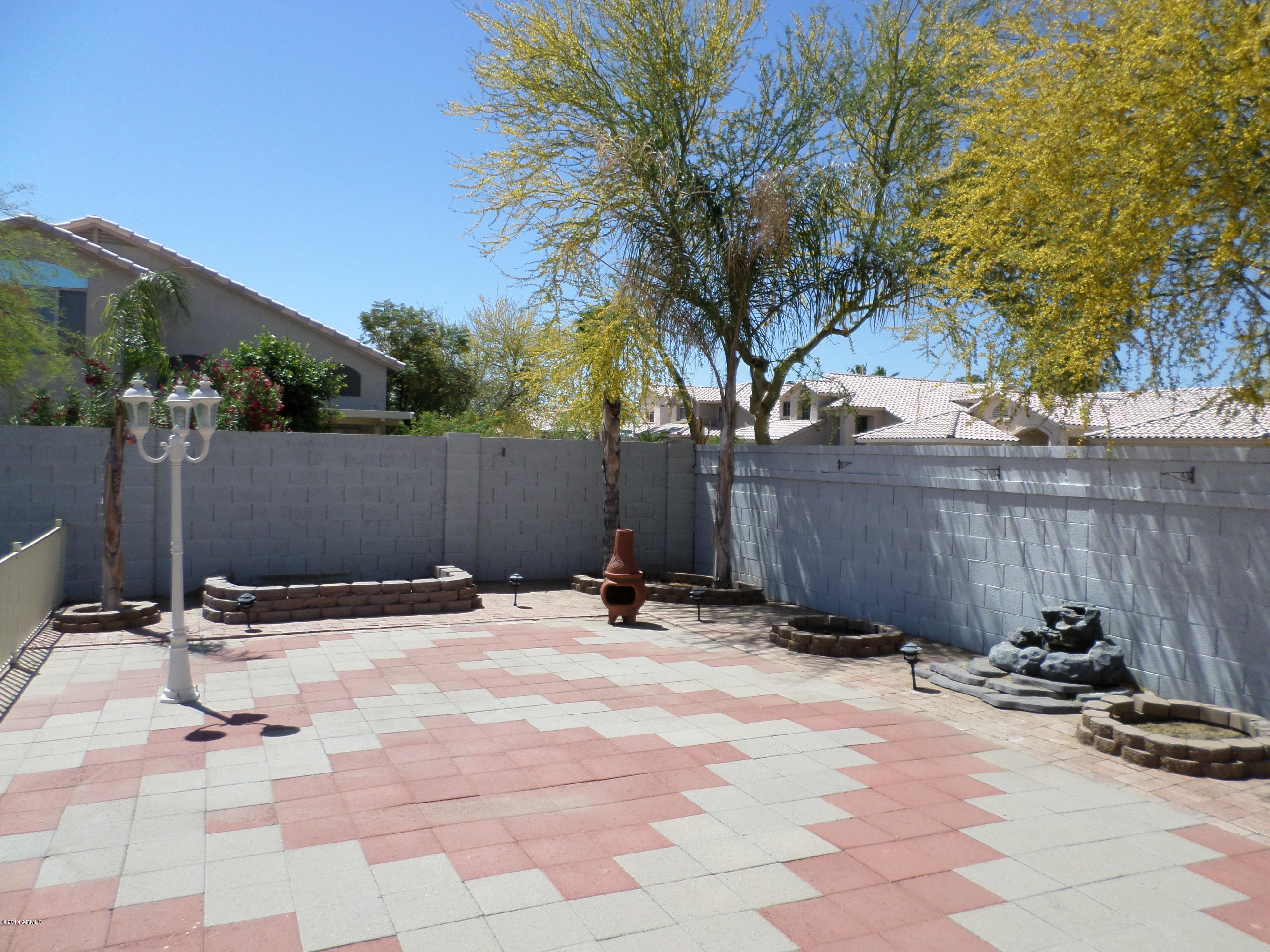 477 West Colt Road Tempe, AZ 85284 - Photo 25 of 27 bkydfirepit