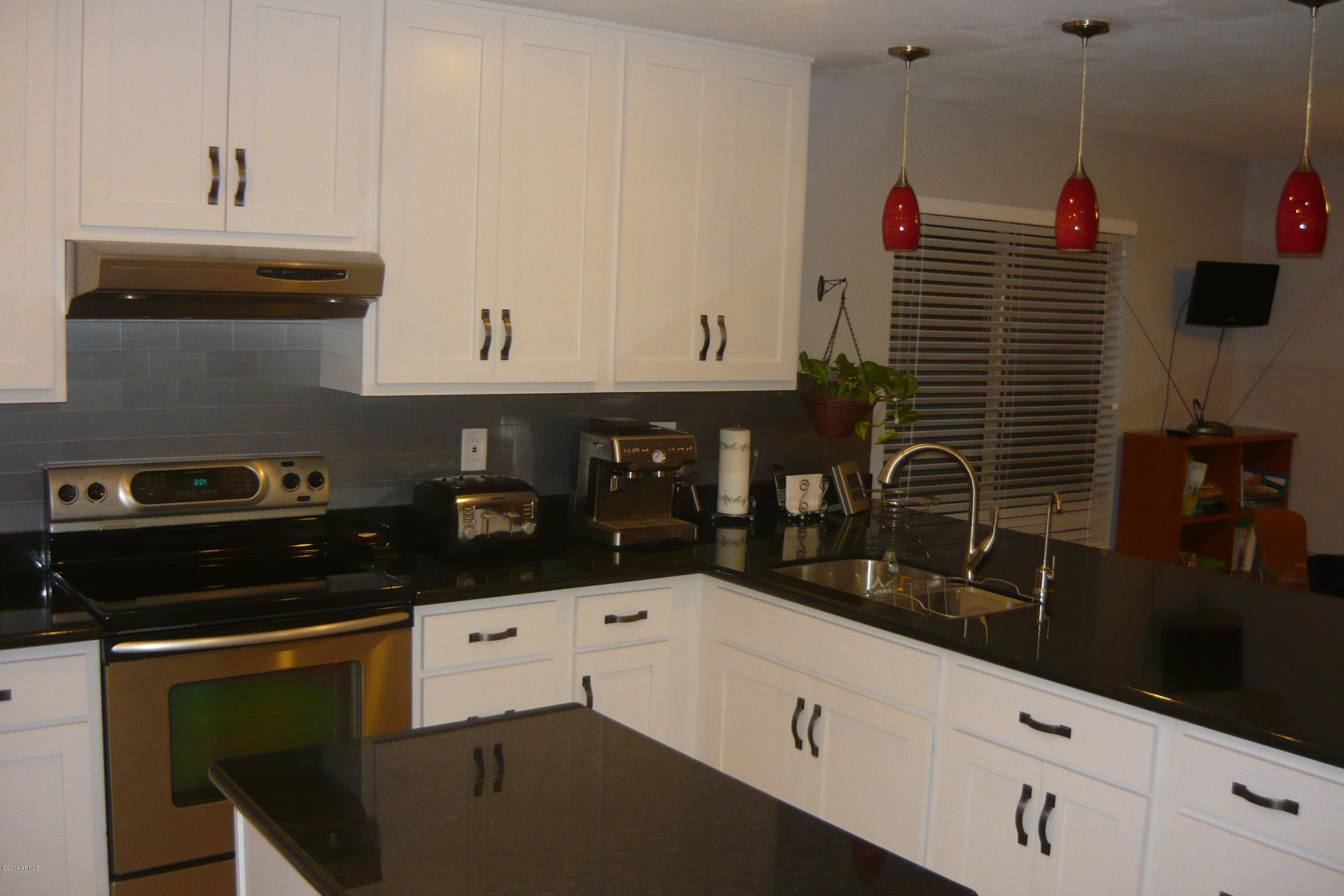 477 West Colt Road Tempe, AZ 85284 - Photo 3 of 27 new kitchen SS appliances