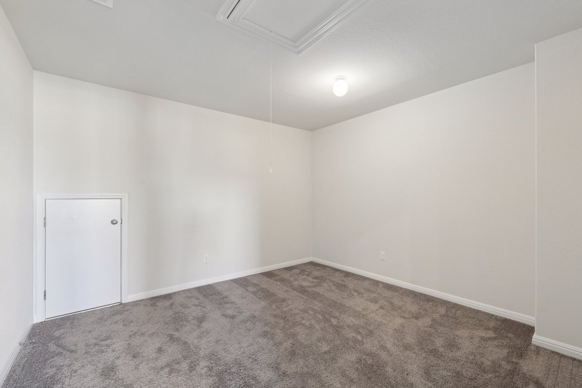308 Castlefields Street Hutto, TX 78634 - Photo 28 of 31 a view of empty room