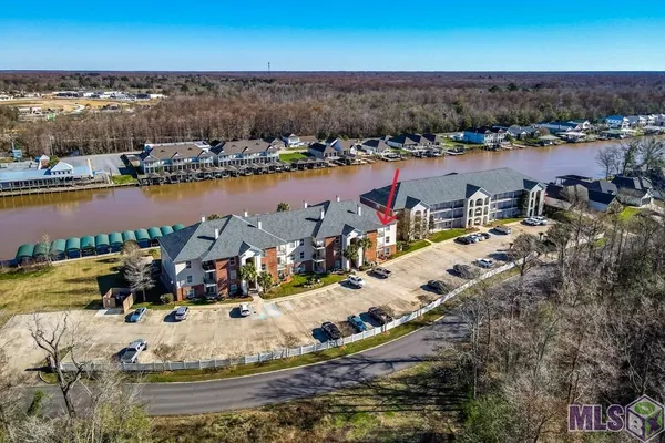 $179,900 | 12430 River Highlands Drive, Unit V, St. Amant, LA 70774