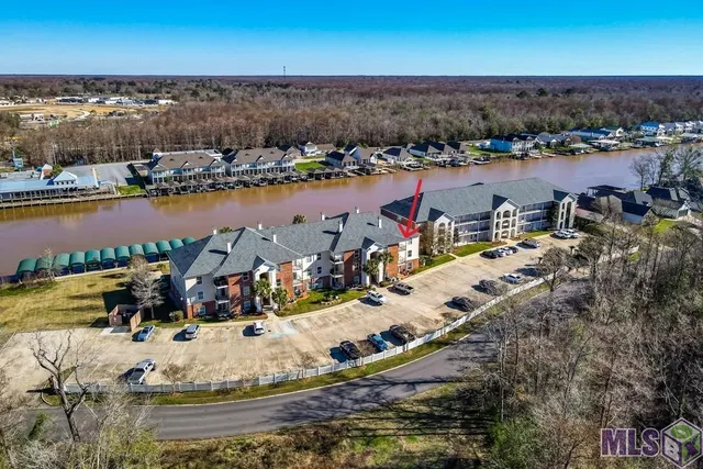 $179,900 | 12430 River Highlands Drive, Unit V, St. Amant, LA 70774