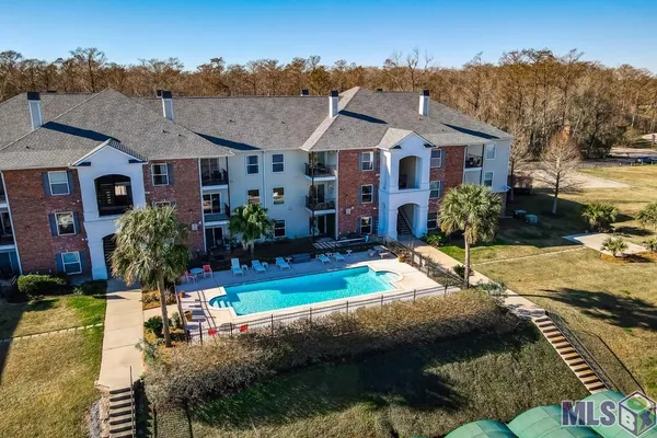 $179,900 | 12430 River Highlands Drive, Unit V, St. Amant, LA 70774