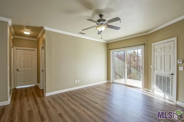 $179,900 | 12430 River Highlands Drive, Unit V, St. Amant, LA 70774