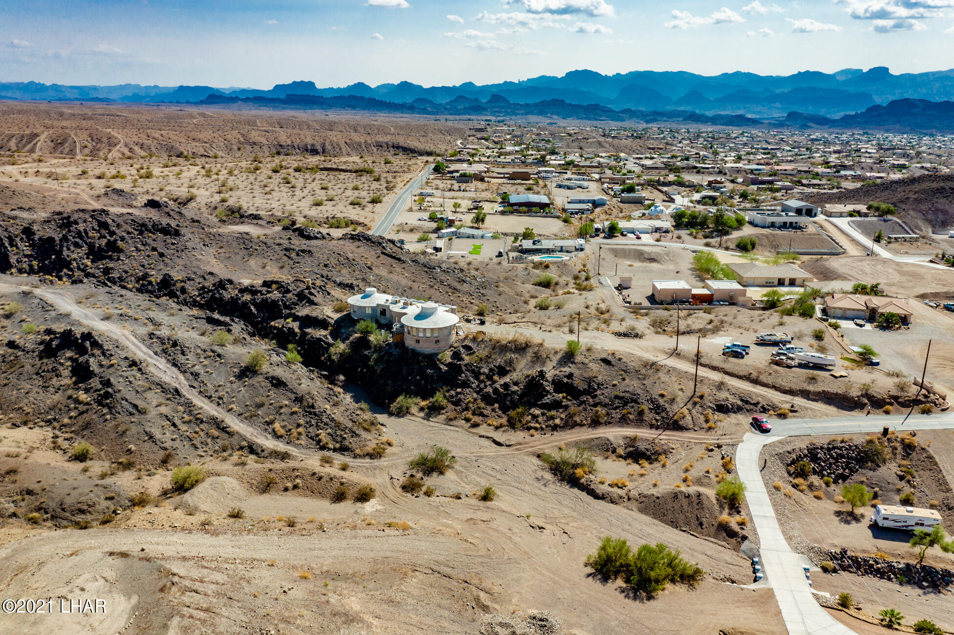 4062 Lakeview Road Lake Havasu City, AZ 86406 - Photo 38 of 40 941RedRockRdDrone_29