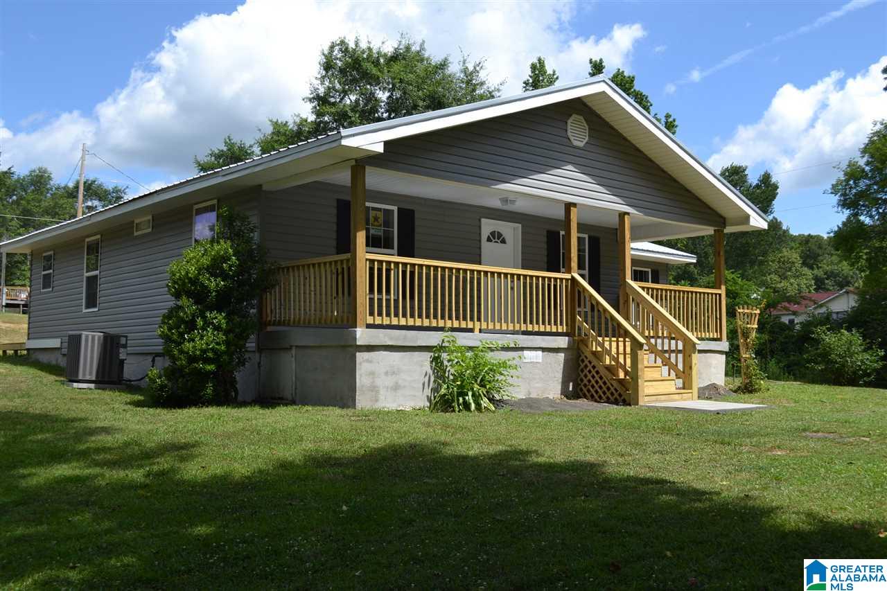 969 Empire Road Sumiton, AL 35148 - Photo 3 of 17