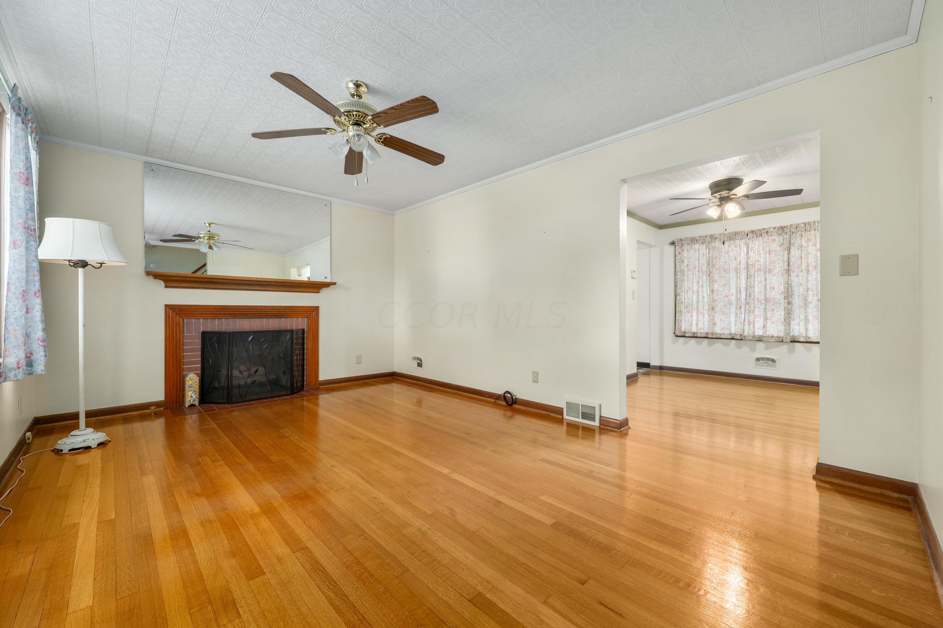 67 North Chesterfield Road Columbus, OH 43209 - Photo 3 of 56 DSC01498