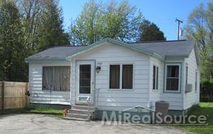 7331 Laurel Road Lexington, MI 48450 - Photo 1 of 7 31195135.JPG