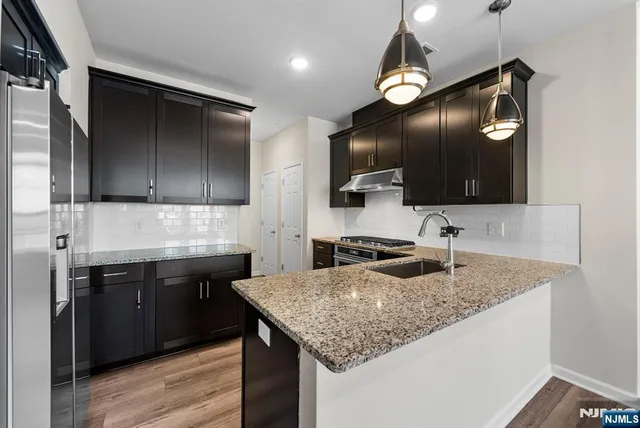 $569,900 | 34 Arnold Drive, Wood-Ridge, NJ 07075