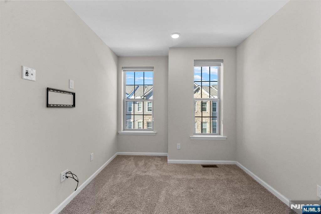 34 Arnold Drive Wood-Ridge, NJ 07075 - Photo 18 of 29