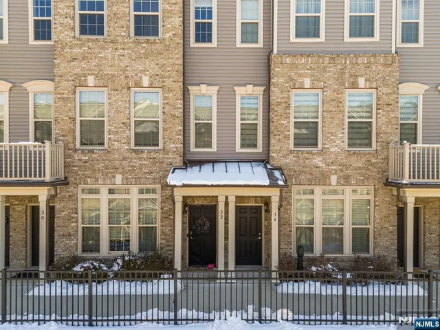 $569,900 | 34 Arnold Drive, Wood-Ridge, NJ 07075