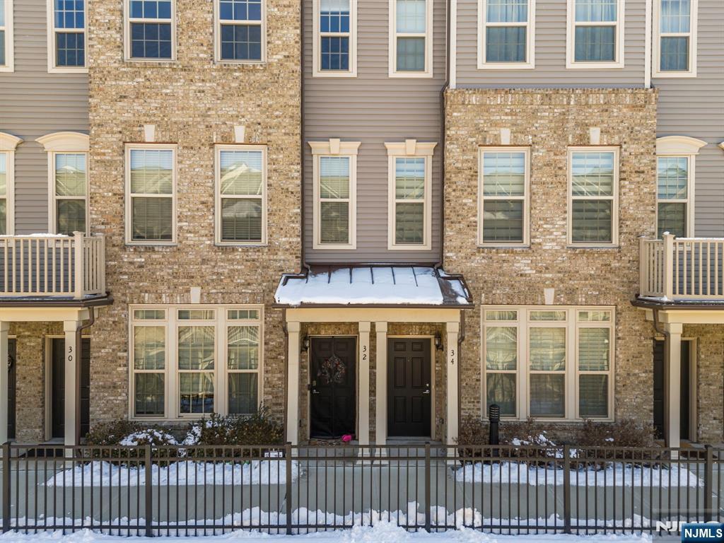 34 Arnold Drive Wood-Ridge, NJ 07075 - Photo 2 of 29