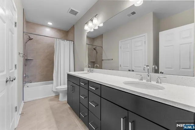 $569,900 | 34 Arnold Drive, Wood-Ridge, NJ 07075