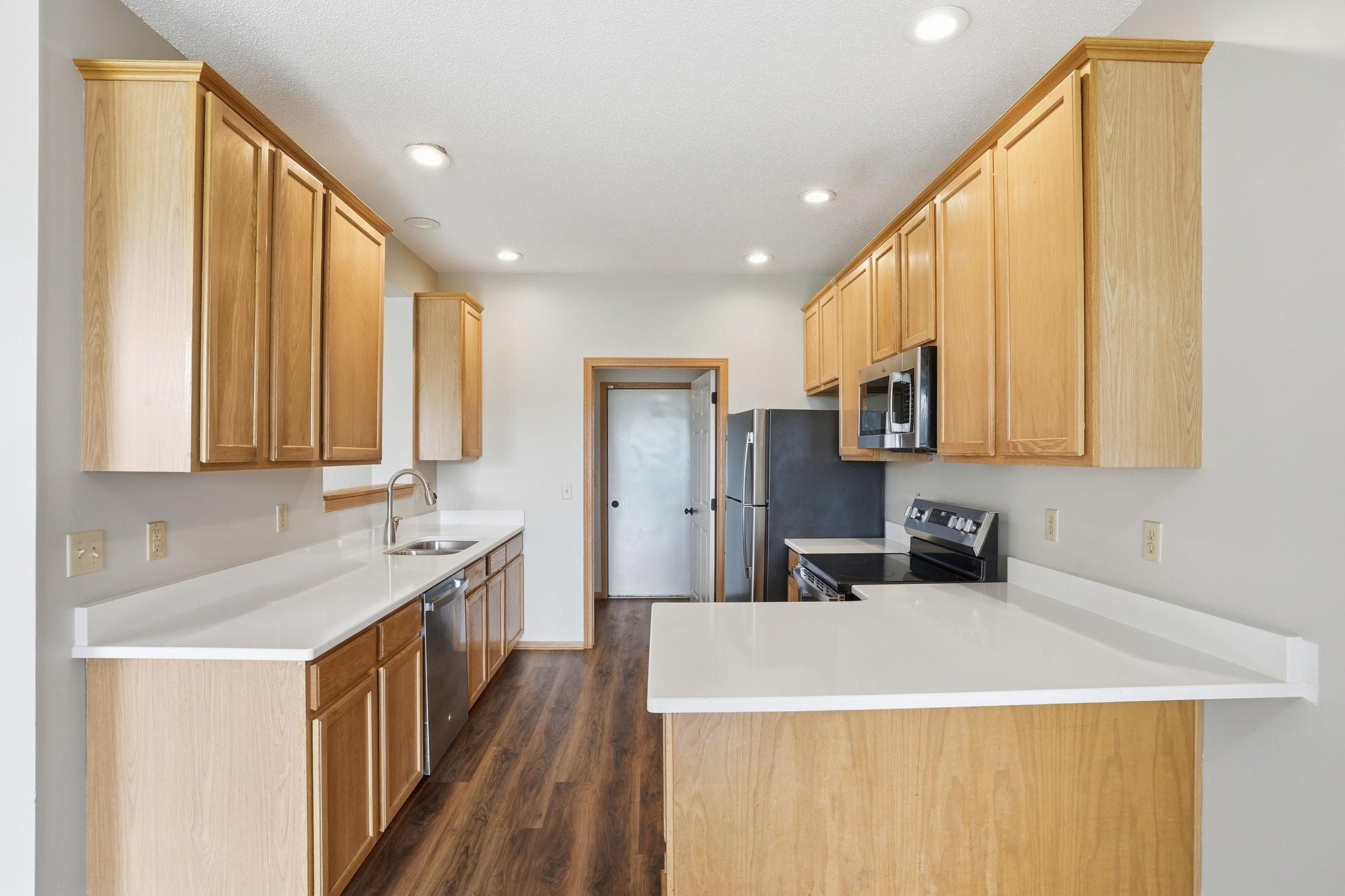 5792 Prairie Ridge Drive, Unit 182 Shoreview, MN 55126 - Photo 20 of 46