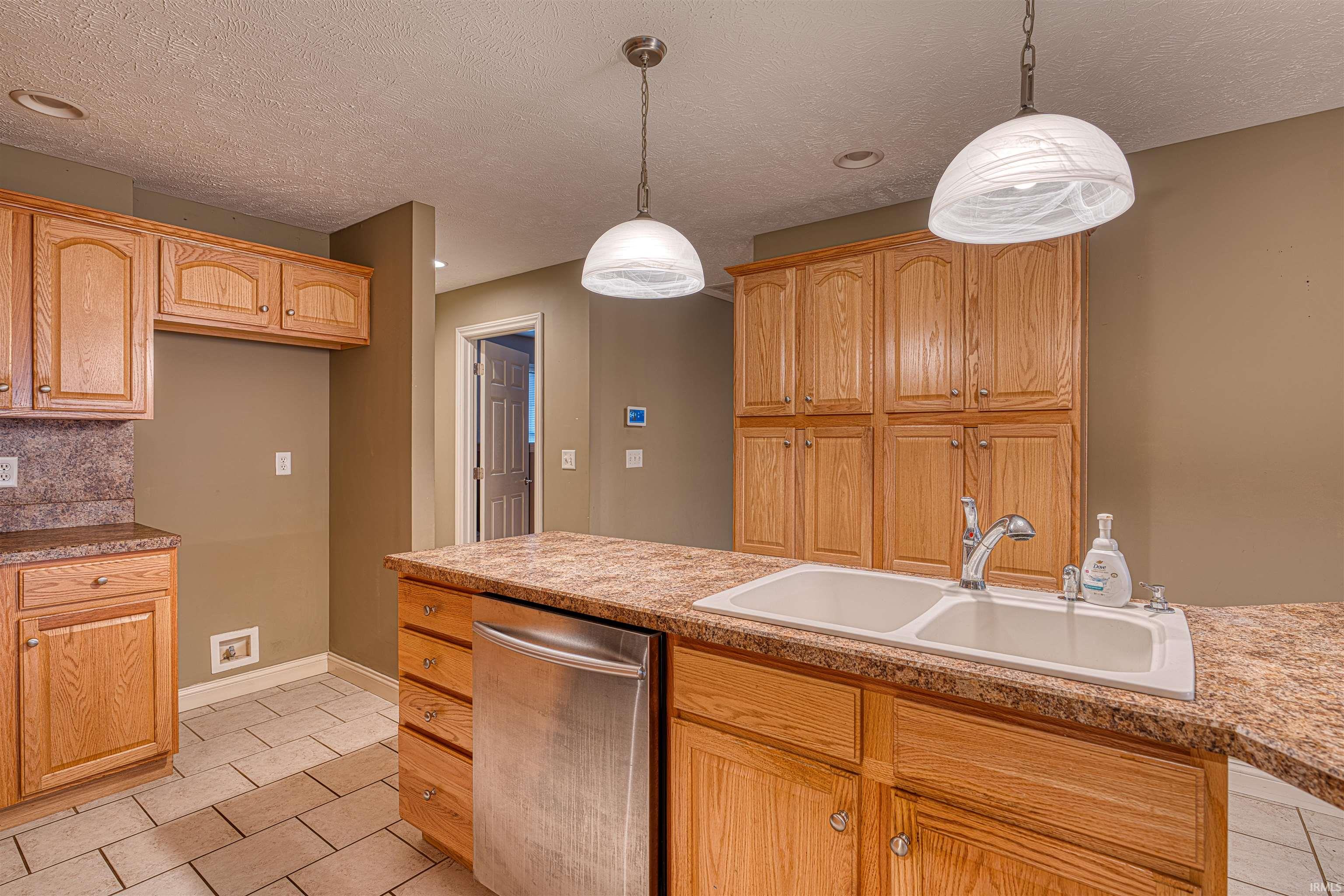 5639 Sharon Road Newburgh, IN 47630 - Photo 11 of 36