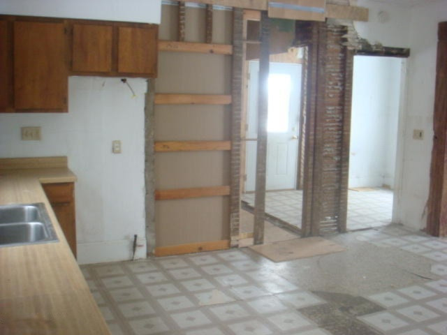20056 Marcellus Highway Decatur, MI 49045 - Photo 3 of 17 DSC04355