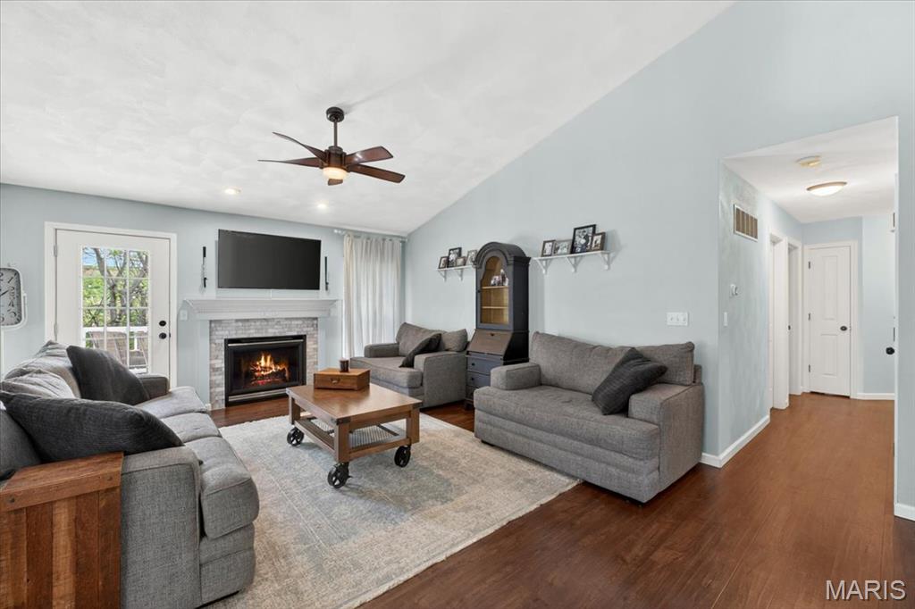 152 Gall Road Columbia, IL 62236 - Photo 8 of 40