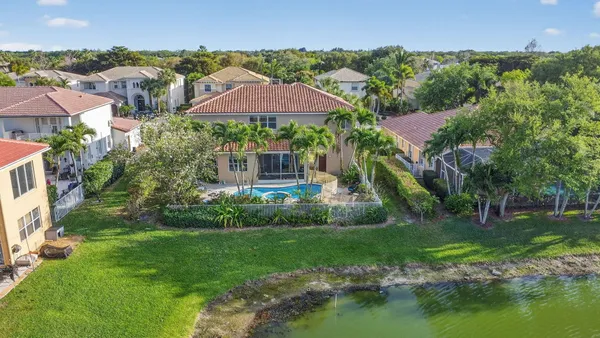 $975,000 | 9599 Campi Drive, Lake Worth, FL 33467