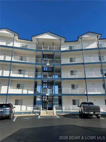 $495,000 | 36 Monarch Cove Court, Unit 7C, Lake Ozark, MO 65049