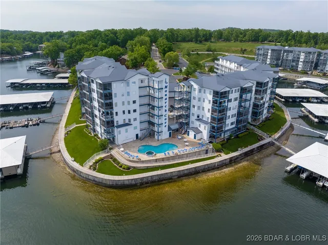 $495,000 | 36 Monarch Cove Court, Unit 7C, Lake Ozark, MO 65049