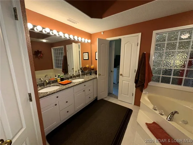 $495,000 | 36 Monarch Cove Court, Unit 7C, Lake Ozark, MO 65049