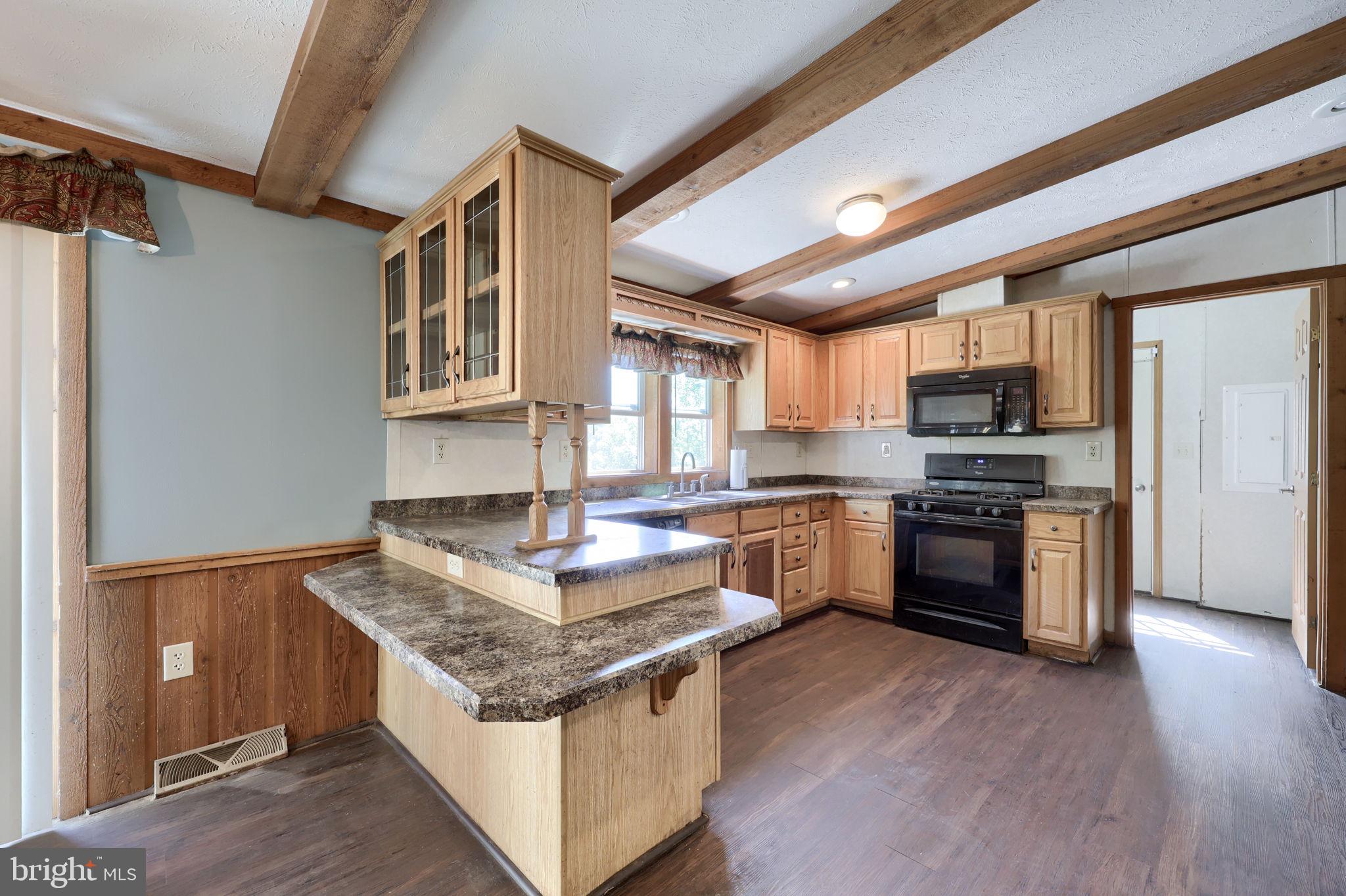 881 Camp Meeting Road East Earl, PA 17519 - Photo 11 of 50 Kitchen