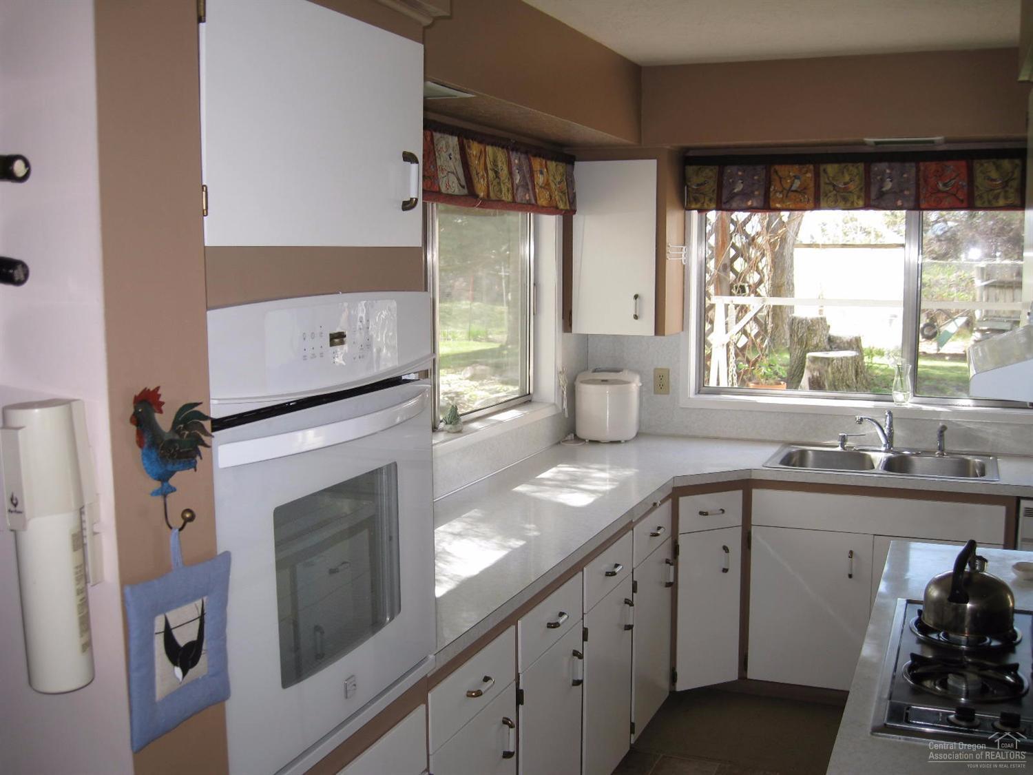 21375 Bear Creek Road Bend, OR 97701 - Photo 11 of 22 Additional Photo