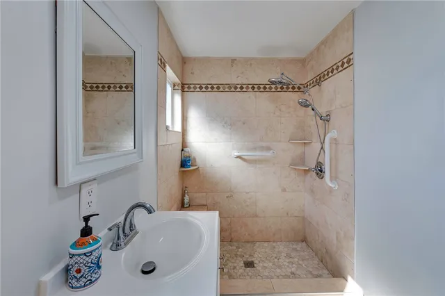 $1,498,000 | 3833 Randolph Avenue, Los Angeles, CA 90032