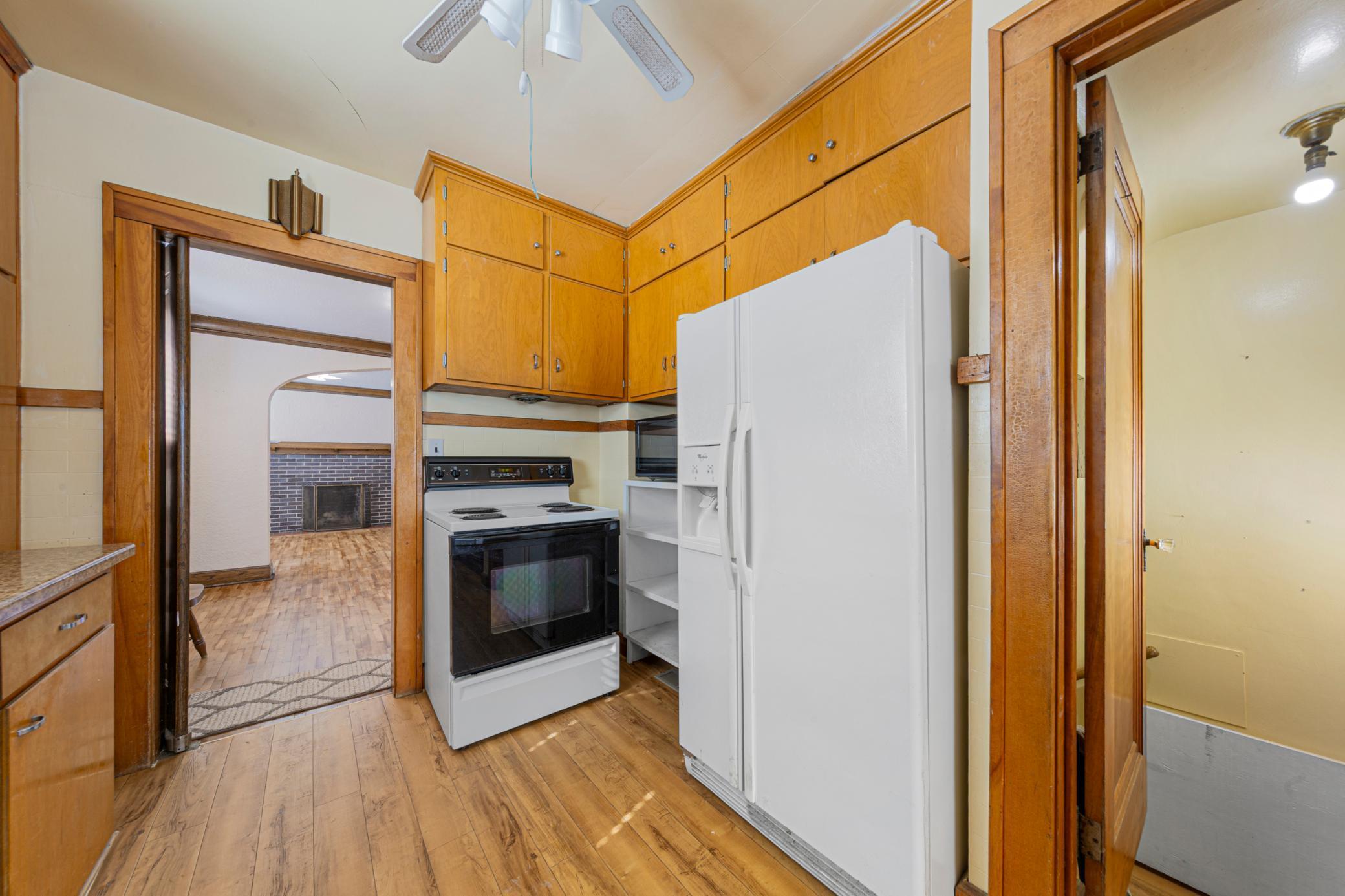 718 6th Street North St. James, MN 56081 - Photo 11 of 42