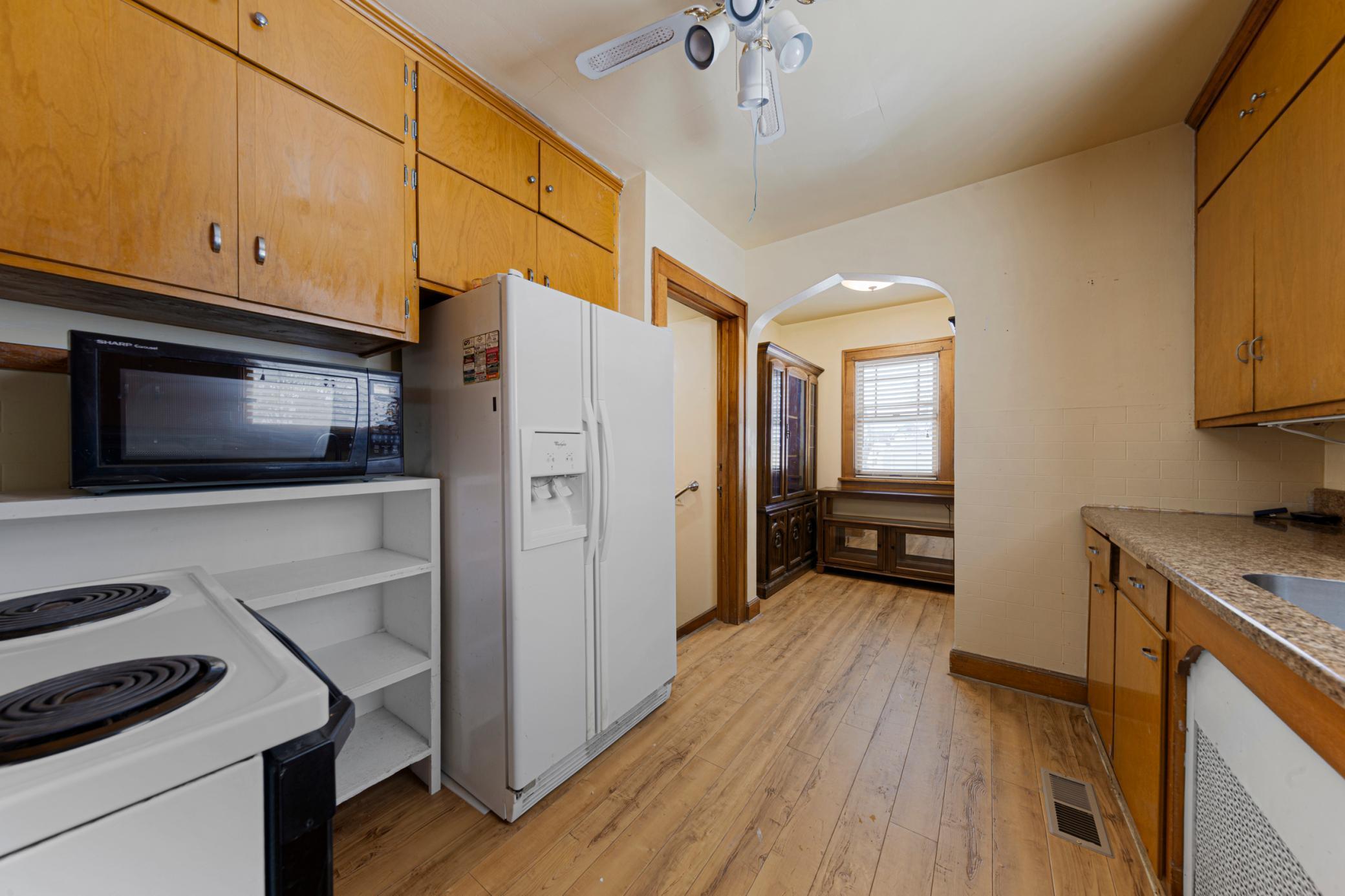 718 6th Street North St. James, MN 56081 - Photo 12 of 42