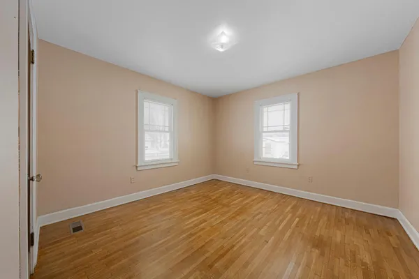 $179,900 | 718 6th Street North, St. James, MN 56081