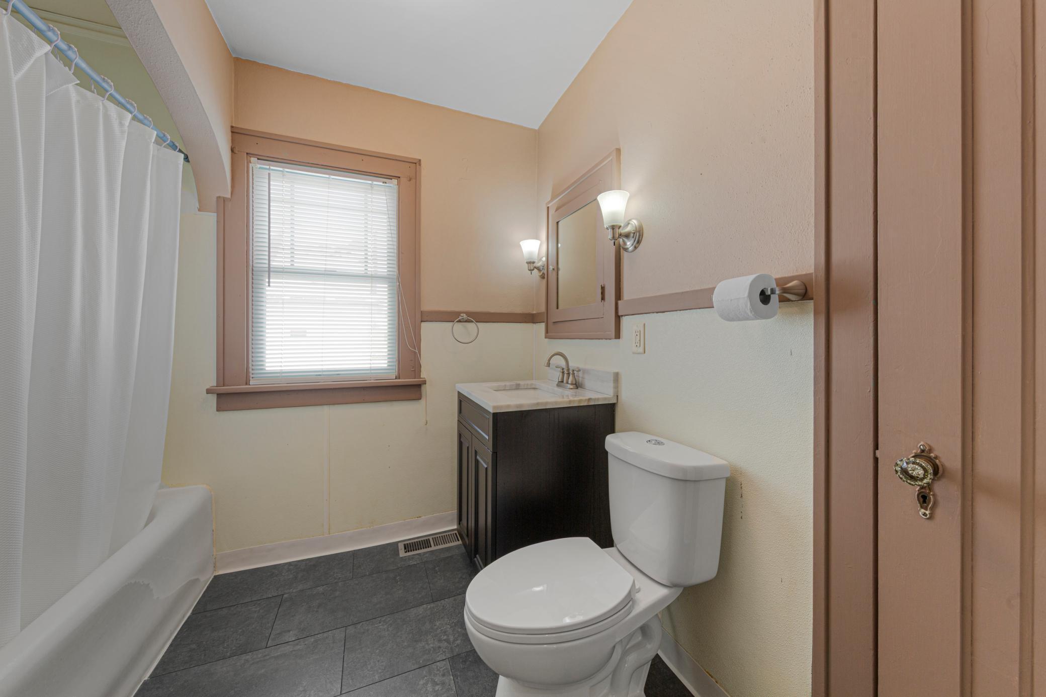 718 6th Street North St. James, MN 56081 - Photo 20 of 42