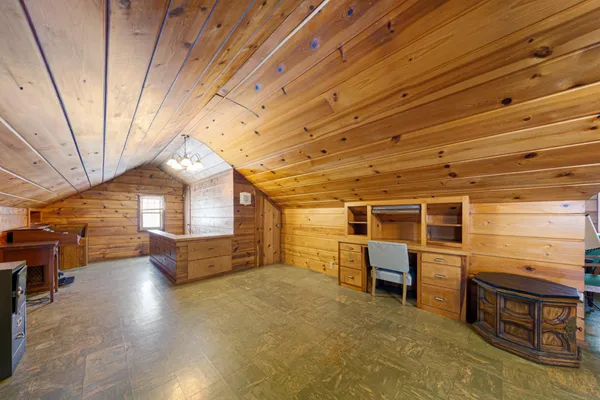 $179,900 | 718 6th Street North, St. James, MN 56081