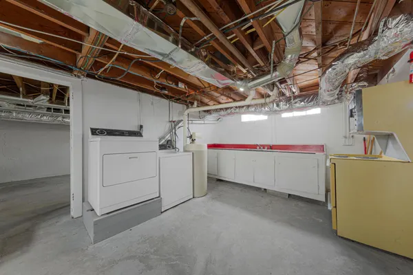 $179,900 | 718 6th Street North, St. James, MN 56081