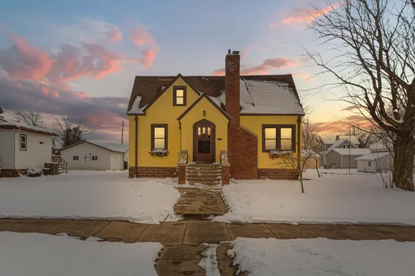 $179,900 | 718 6th Street North, St. James, MN 56081