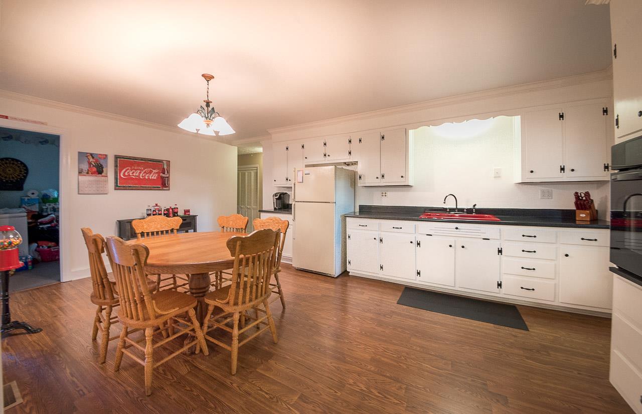5996 Elam Road Murfreesboro, TN 37127 - Photo 14 of 20 Large kitchen, Plenty of room to add island