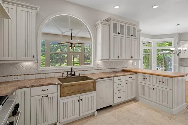 $639,900 | 7268 Crystal Spring Run, Weeki Wachee, FL 34607