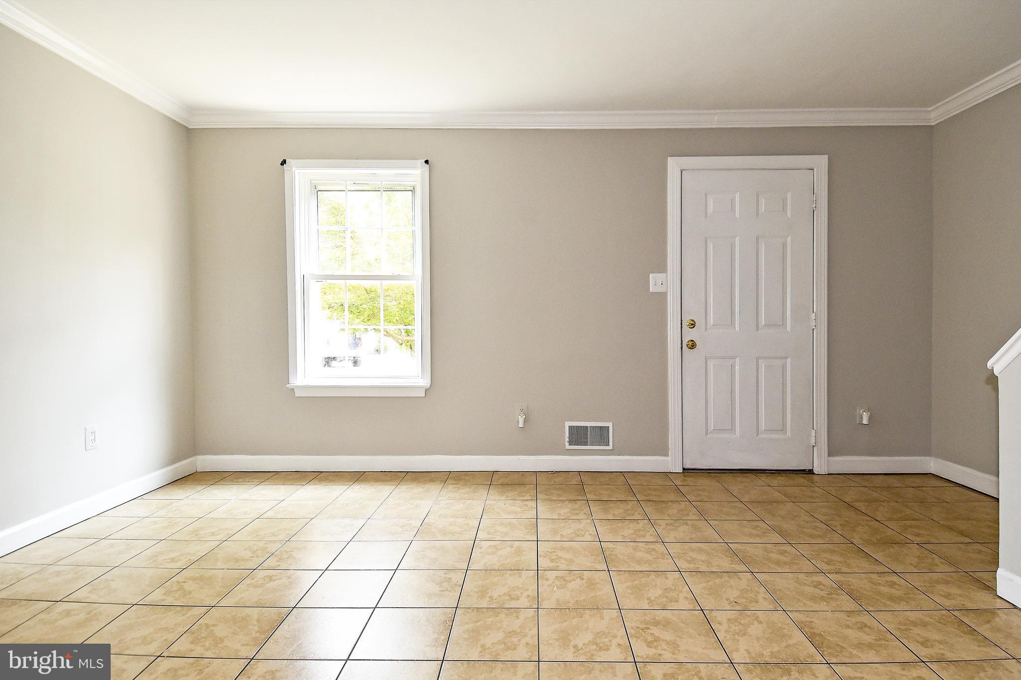 9212 Taney Road Manassas, VA 20110 - Photo 6 of 30 Gallery Image 6
