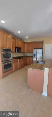 $2,975 | 575 Odendhal Avenue, Unit 575, Gaithersburg, MD 20877