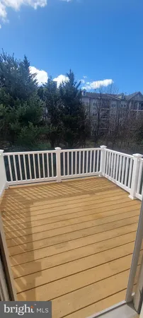 $2,975 | 575 Odendhal Avenue, Unit 575, Gaithersburg, MD 20877