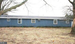 849 Mount Joy Road Manheim, PA 17545 - Photo 4 of 9