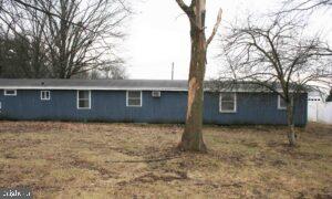 849 Mount Joy Road Manheim, PA 17545 - Photo 5 of 9