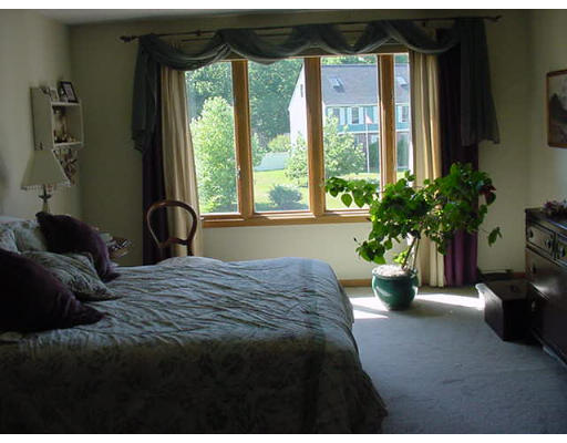 159 Barnard Road Marlborough, MA 01752 - Photo 10 of 11 Gallery Image 10