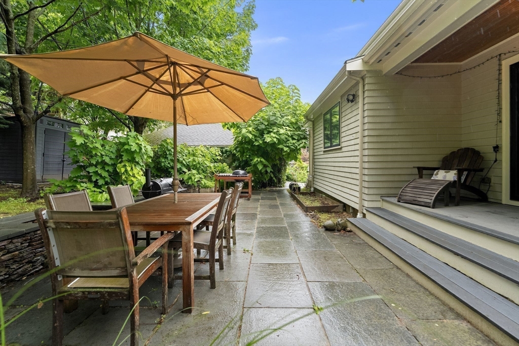 9 Bonad Road Arlington, MA 02476 - Photo 35 of 38