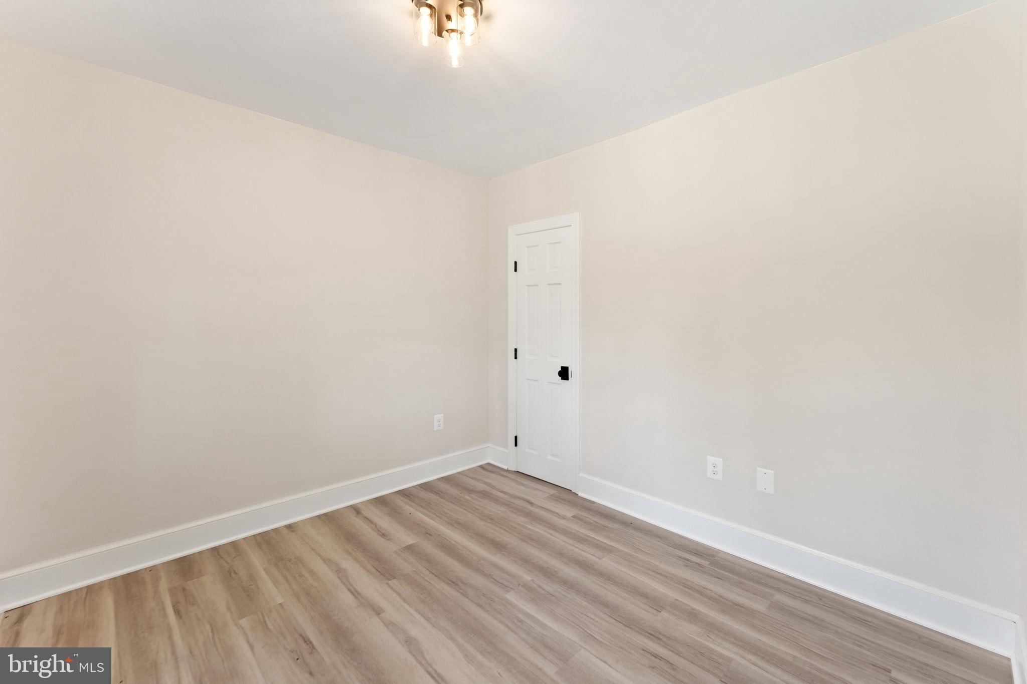 11066 Moreland Road Delaplane, VA 20144 - Photo 15 of 87