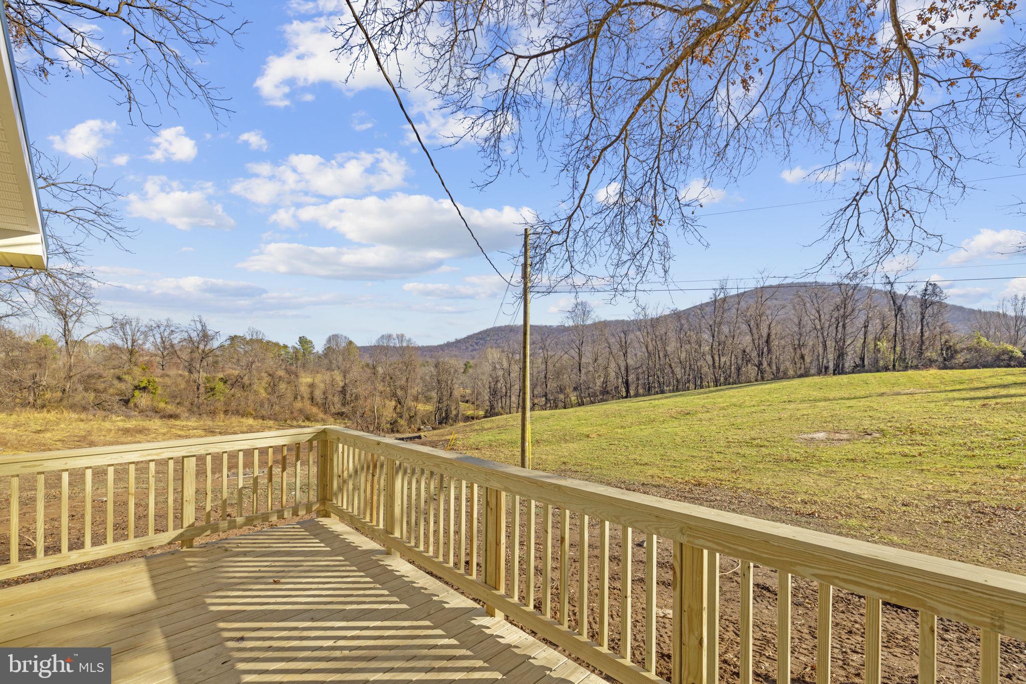 11066 Moreland Road Delaplane, VA 20144 - Photo 25 of 37 a view of outdoor space and yard