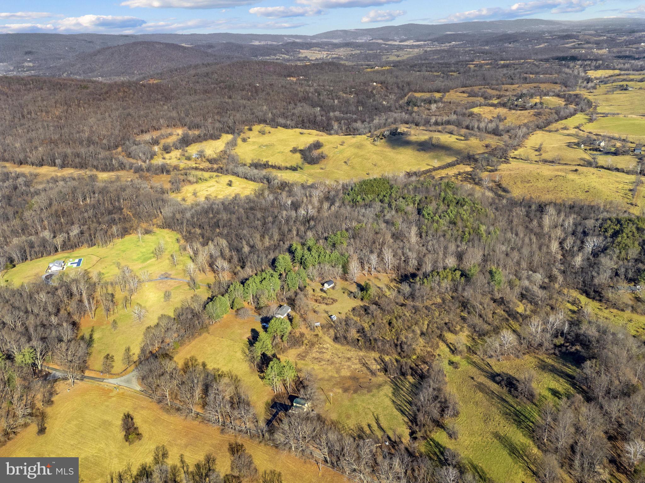 11066 Moreland Road Delaplane, VA 20144 - Photo 30 of 37 a view of an ocean