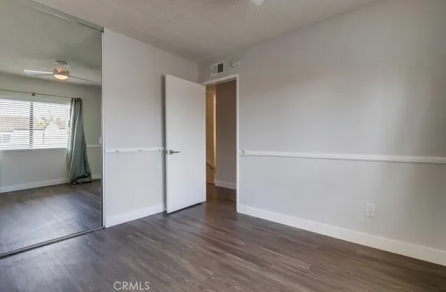 a view of a entrance gate of the house