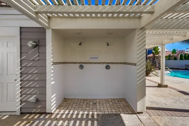 $4,500 | 7030 Seawind Drive, Long Beach, CA 90803