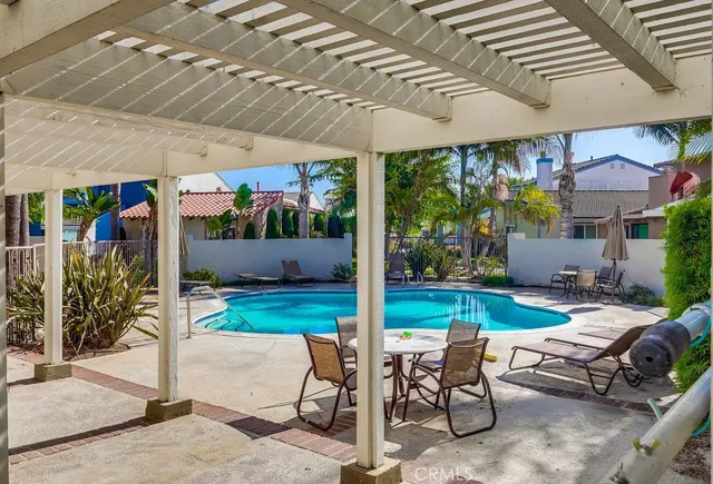 $4,500 | 7030 Seawind Drive, Long Beach, CA 90803